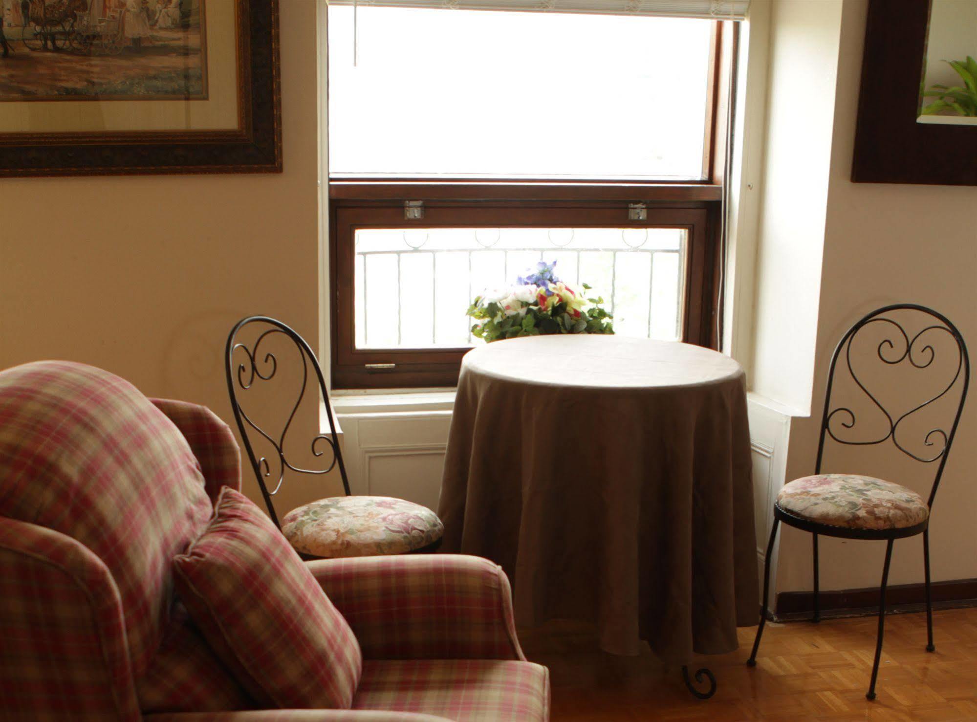 Auberge De La Place Royale Montreal Zewnętrze zdjęcie