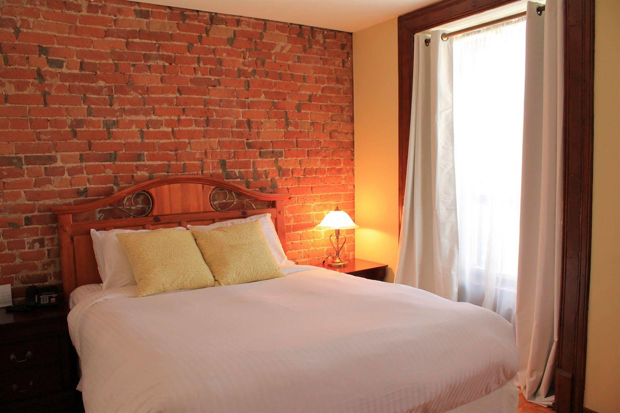 Auberge De La Place Royale Montreal Zewnętrze zdjęcie